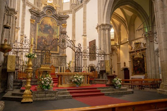 Altar Mayor Colegial